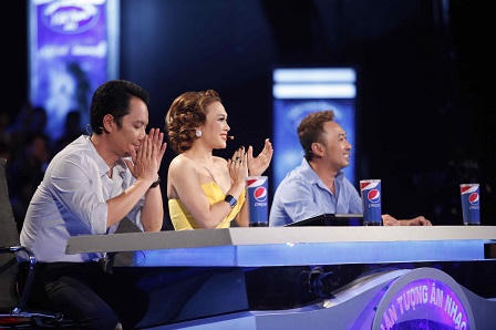 Chồng Mỹ Linh thổn thức vì “người cũ” của The Voice